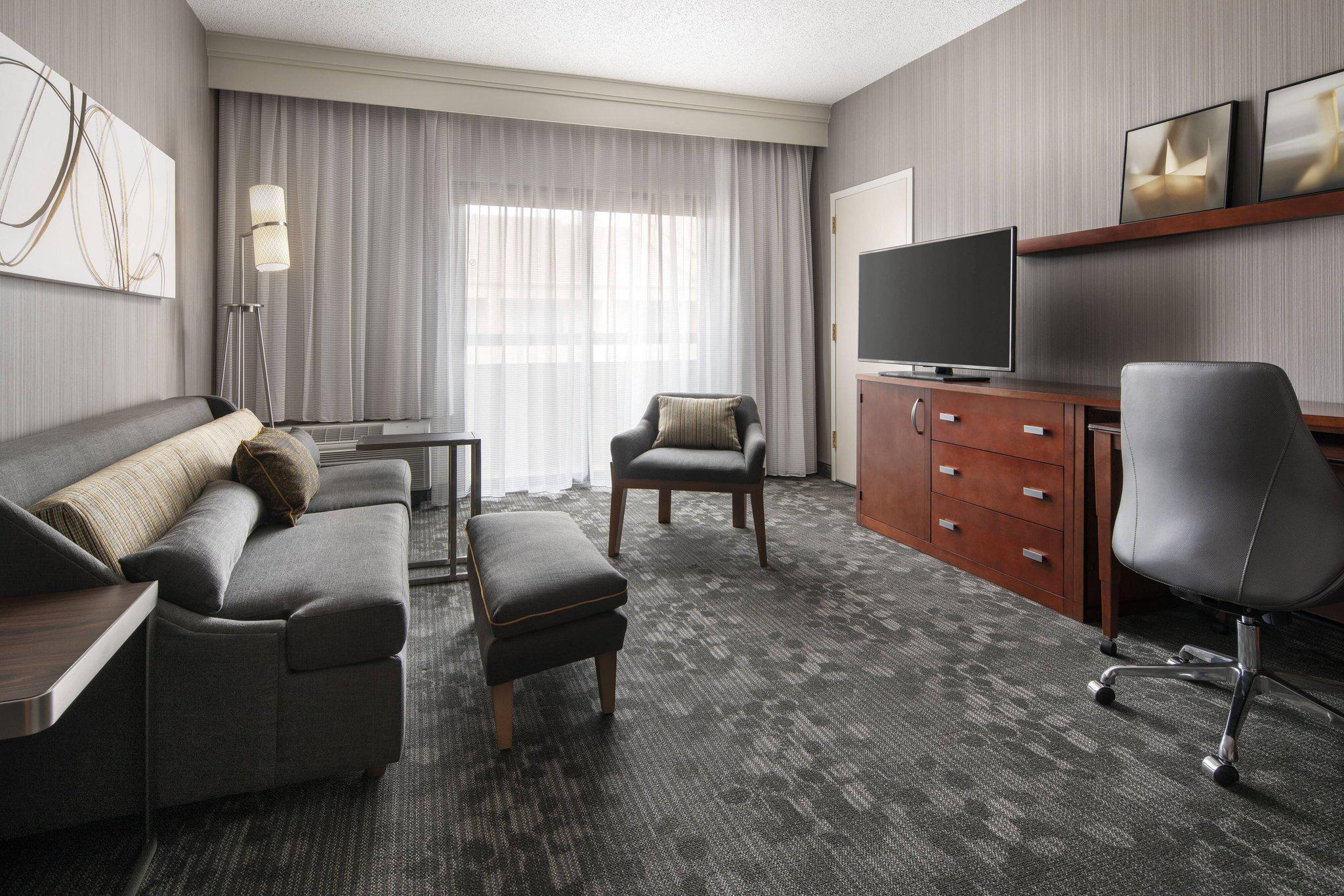 Courtyard by Marriott Boulder Photo