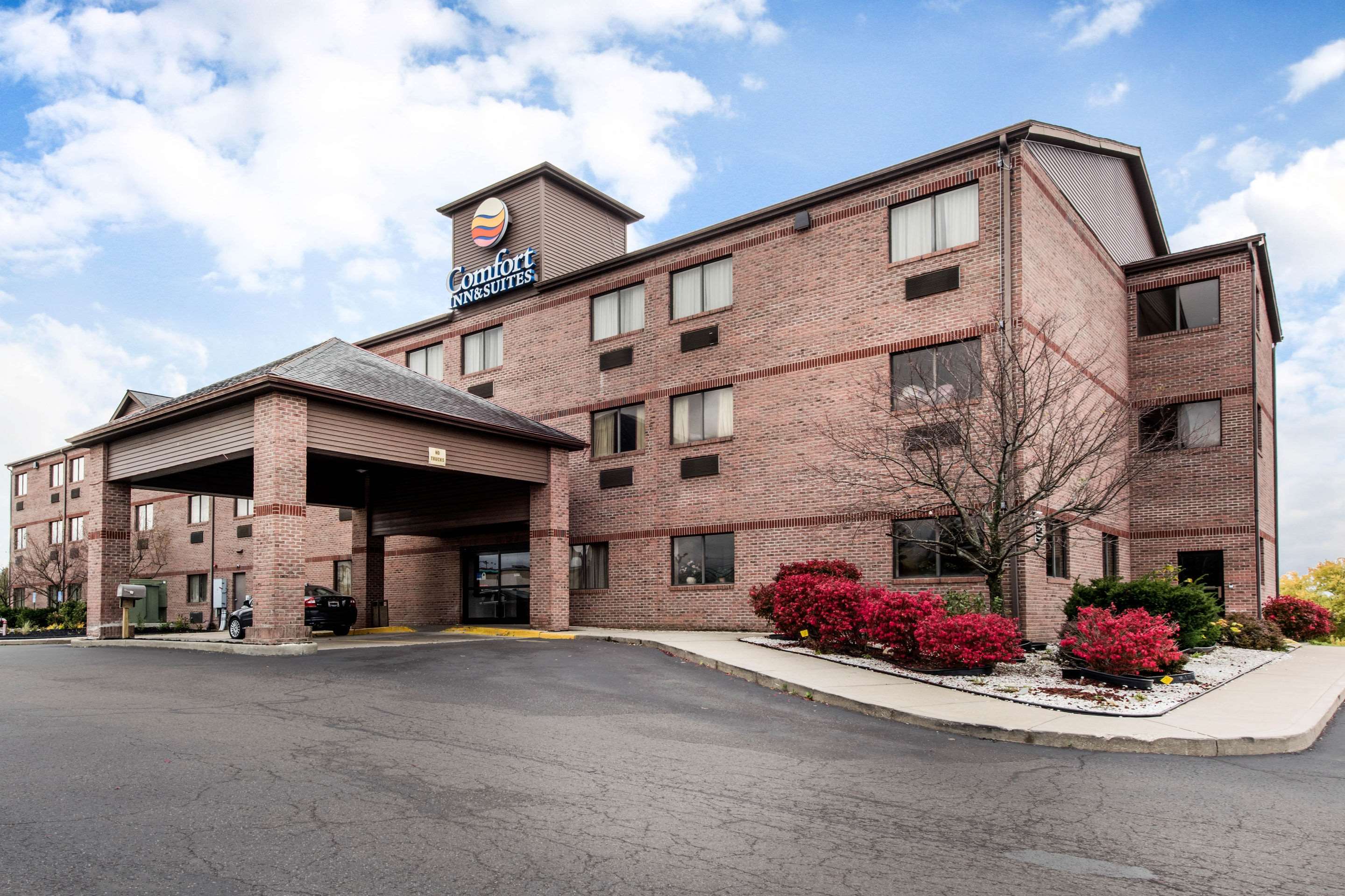 Comfort Inn & Suites Streetsboro - Kent Photo