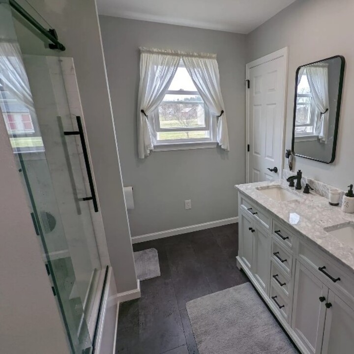J.BARR Home Building and Renovations Image