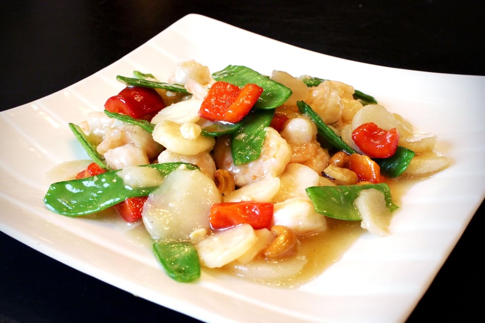 (L) Cashew
