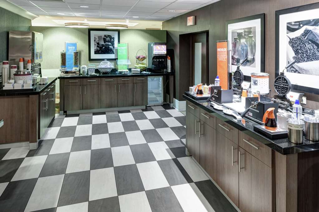 Hampton Inn Jacksonville Beach/Oceanfront Image