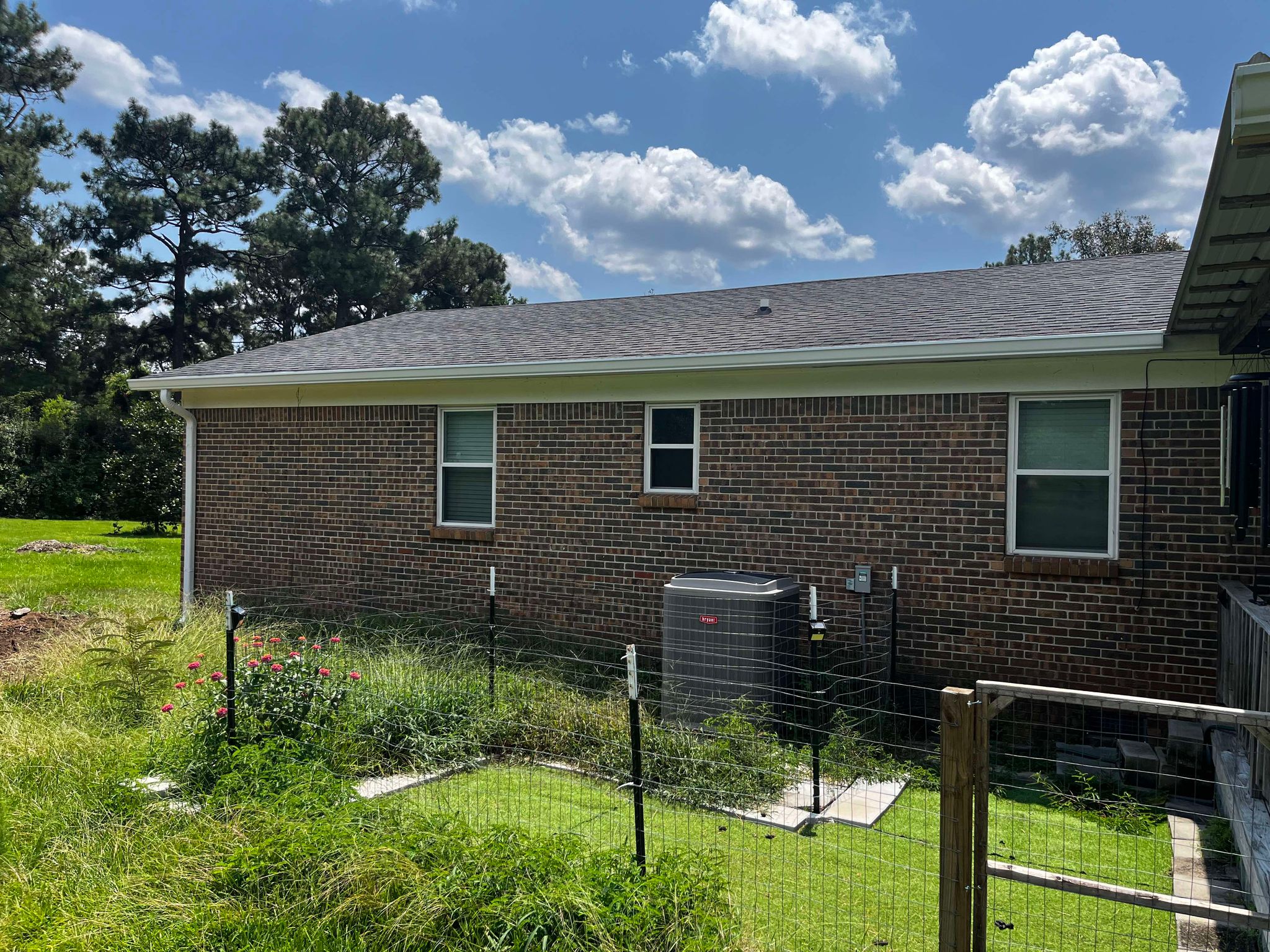 Southern Gutters LLC Image