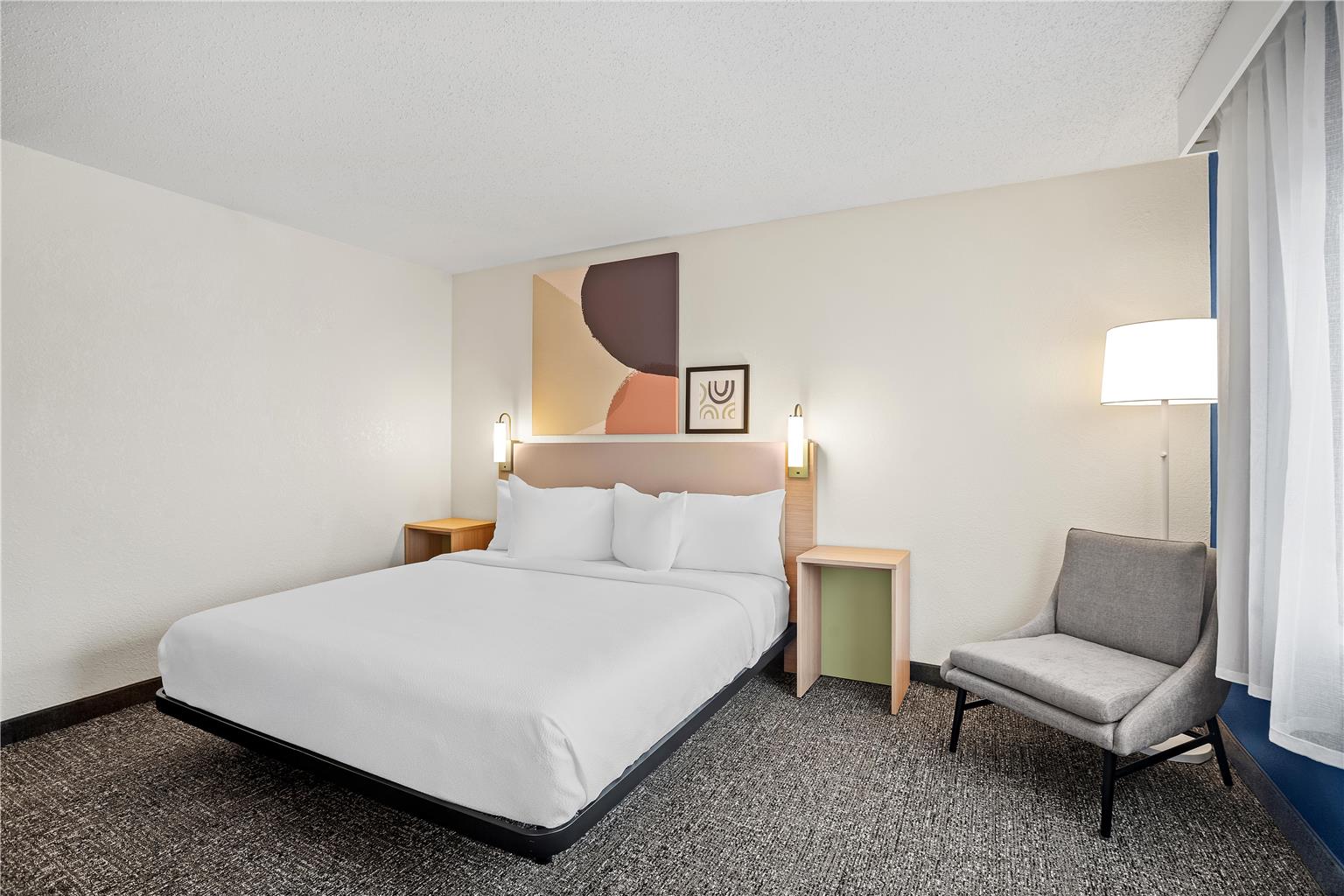 Spark by Hilton Bettendorf Quad Cities Image