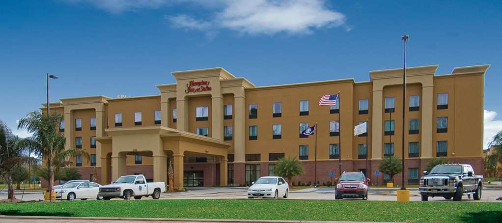 Hampton Inn &amp; Suites Baton Rouge/Port Allen Logo