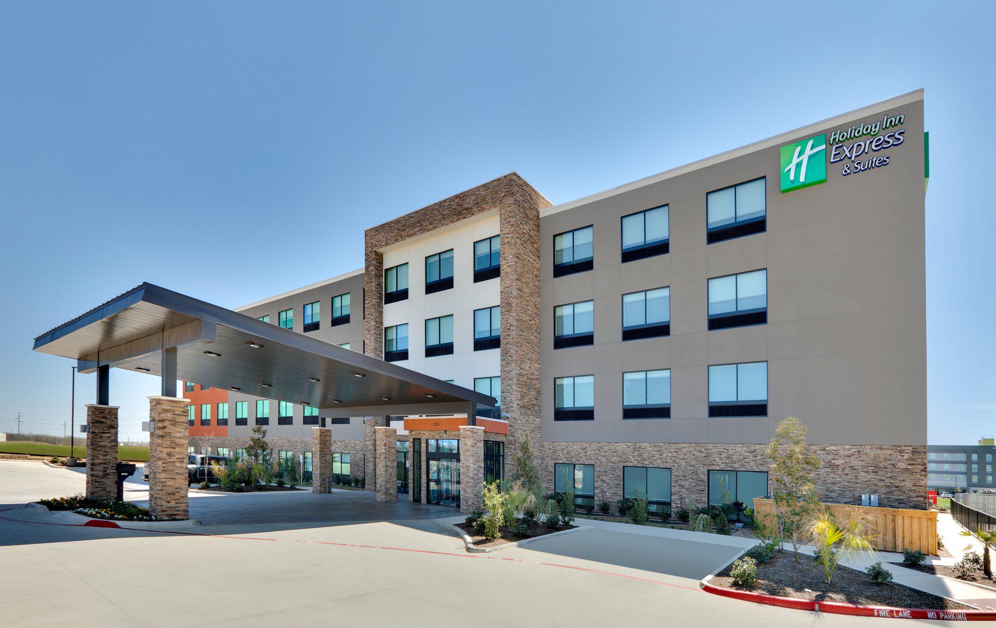 Holiday Inn Express & Suites Fort Worth North - Northlake Photo