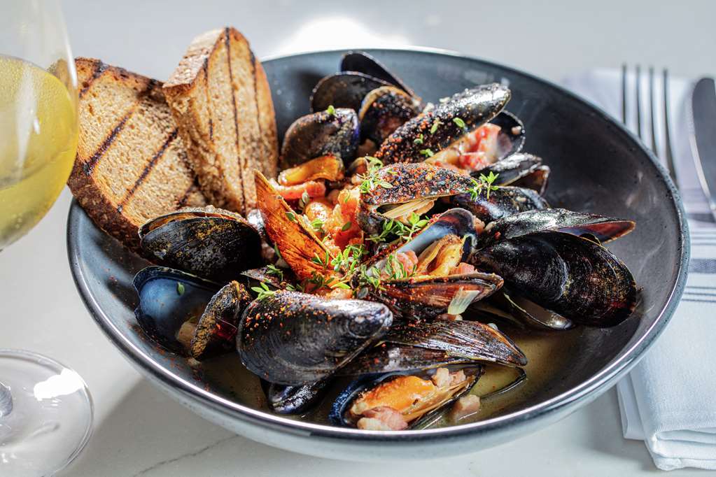 The Higgins Hotel New Orleans, Curio Collection by Hilton Image