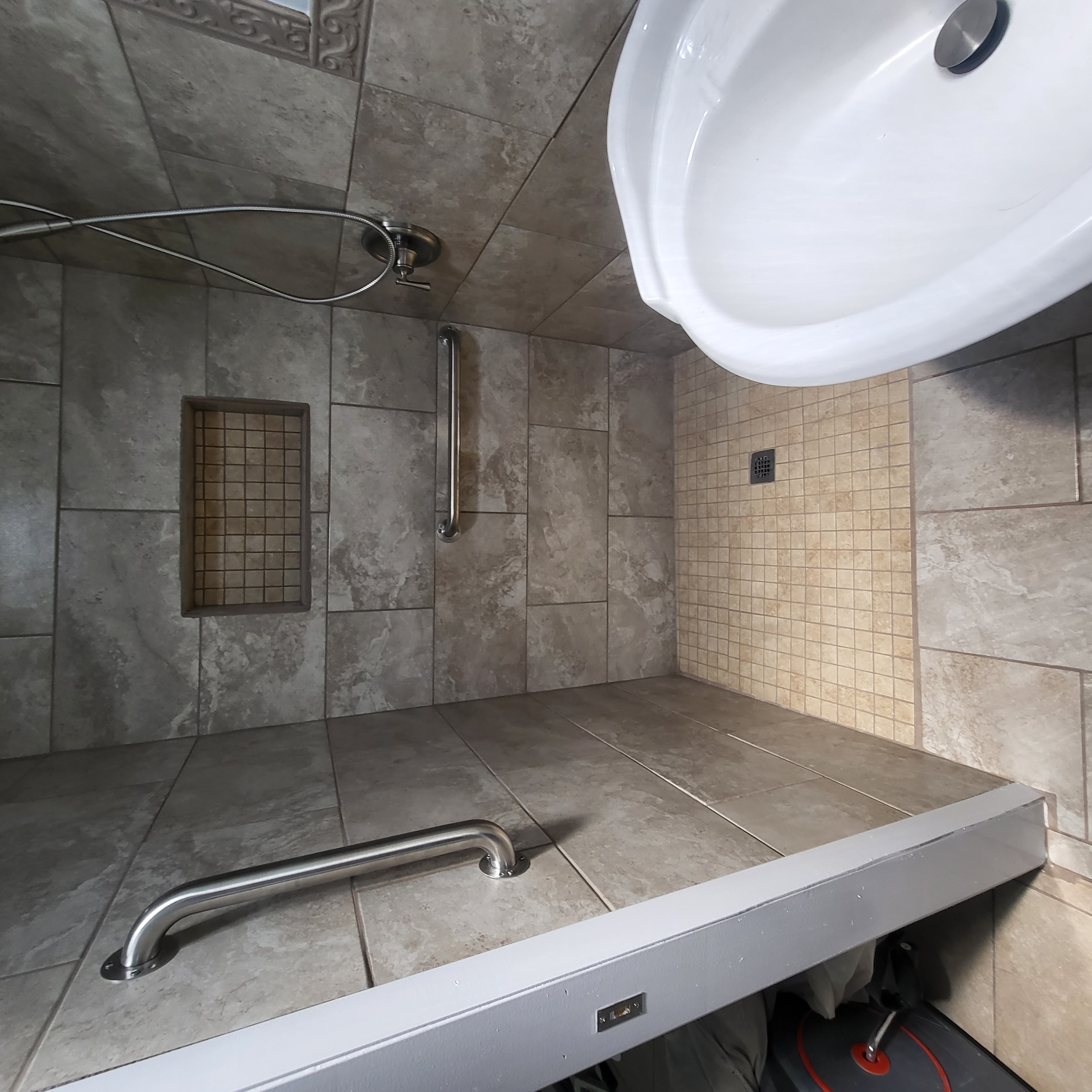 Full Circle Interiors Image