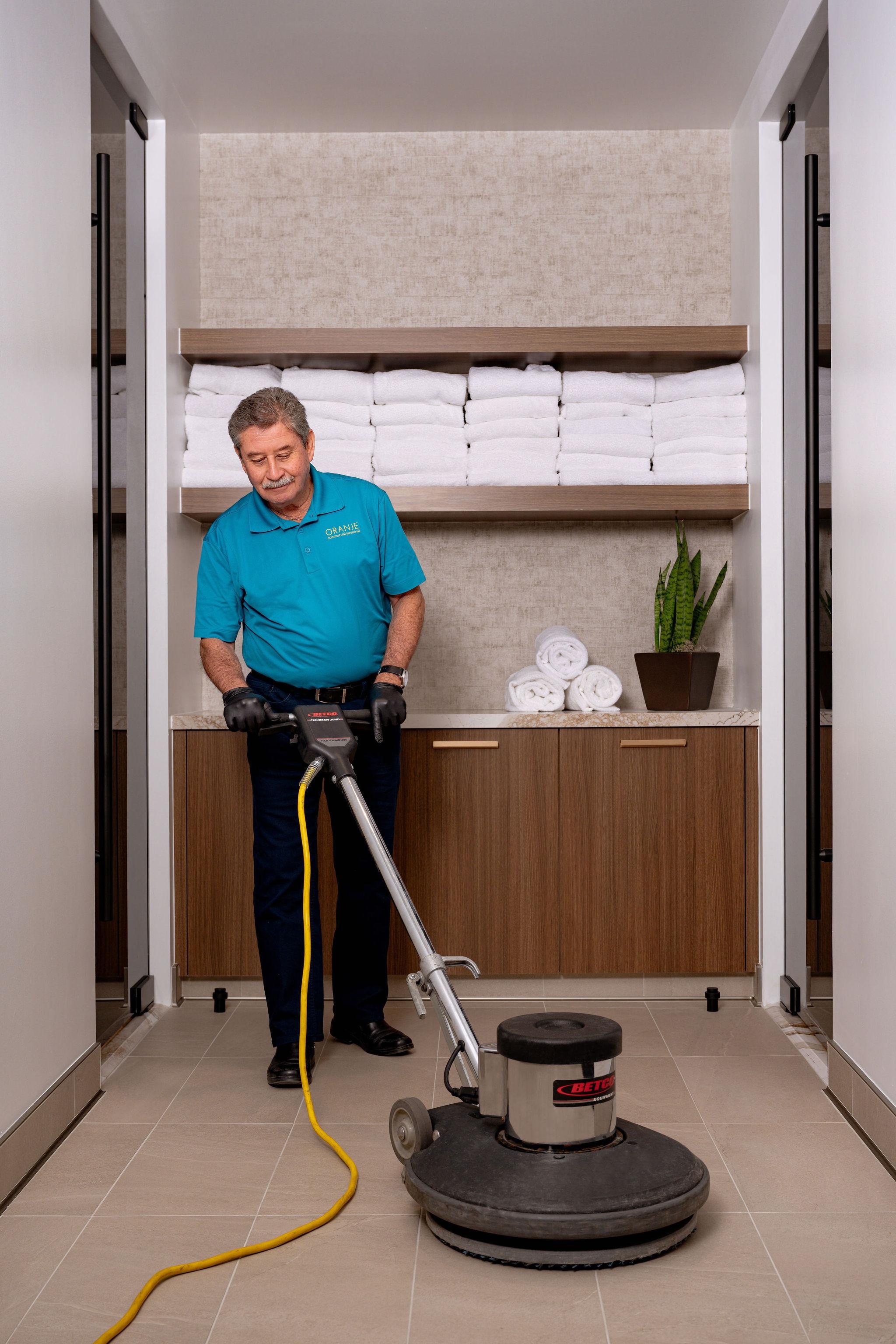 Oranje Commercial Janitorial in Phoenix Image