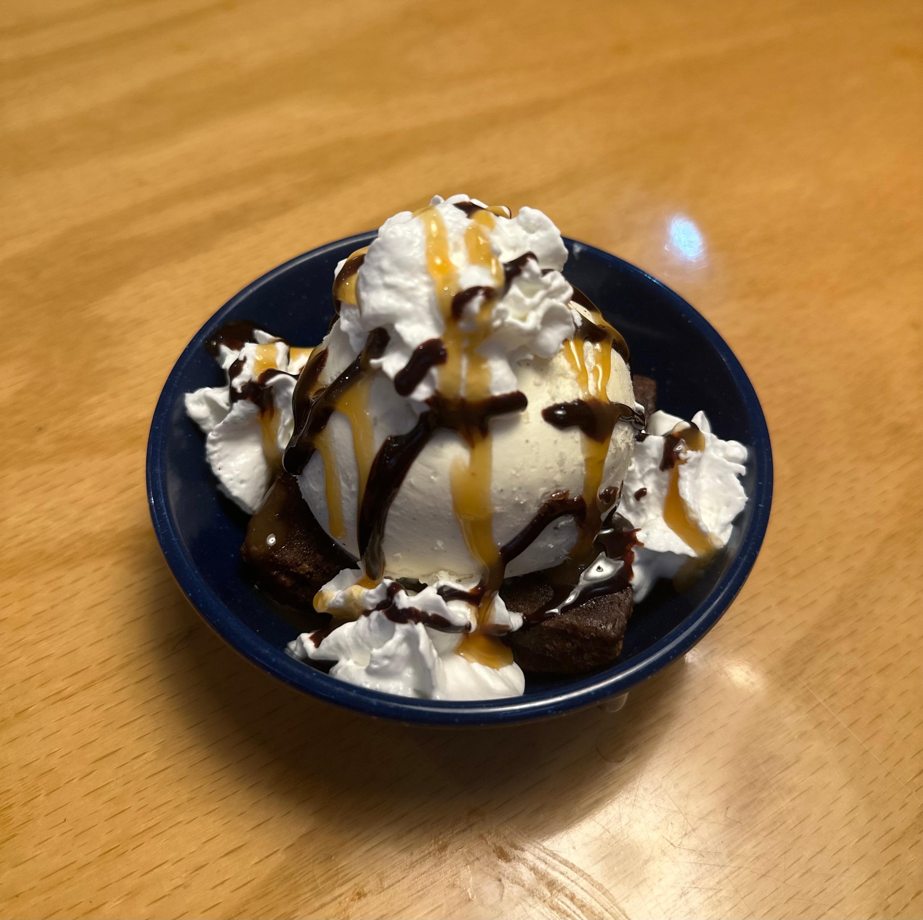 Brownie Sundae