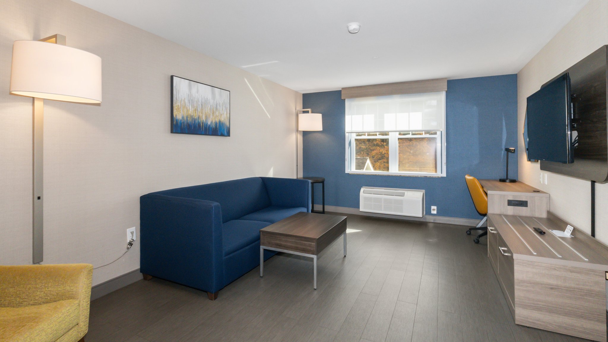 Holiday Inn Express & Suites Hampton South-Seabrook by IHG Image