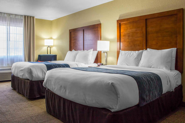 Images Comfort Inn & Suites at Talavi