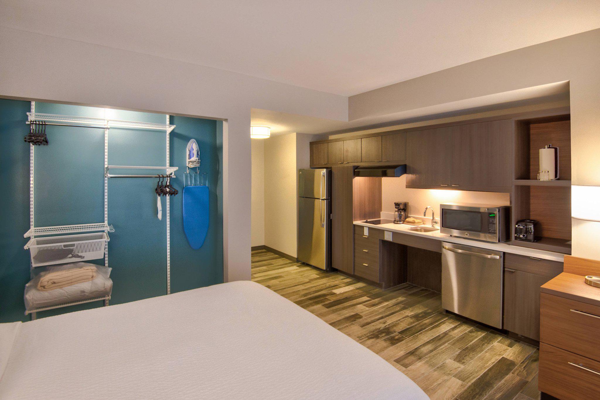 TownePlace Suites by Marriott Miami Airport Photo