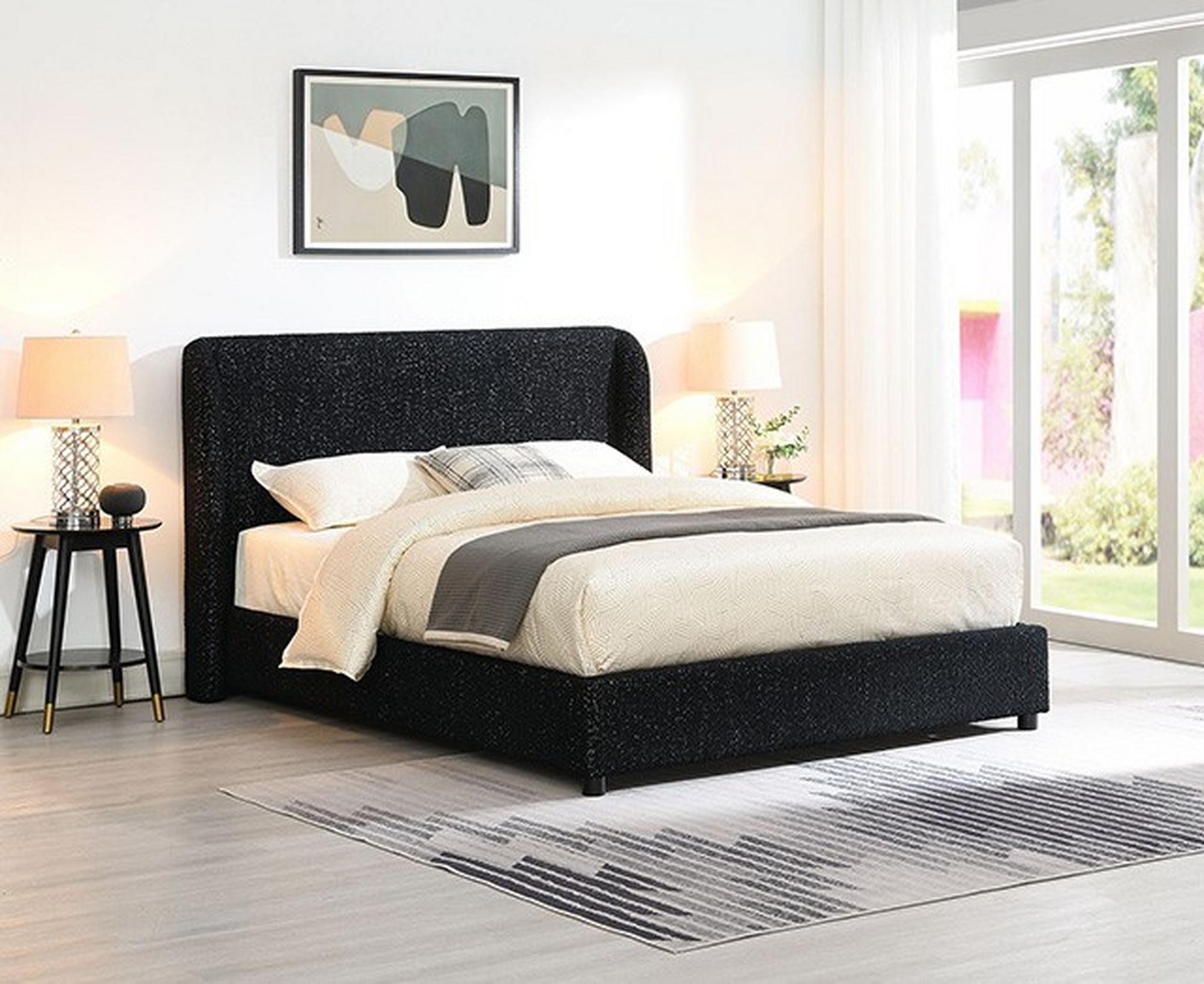 Laverni Queen Bed - Black