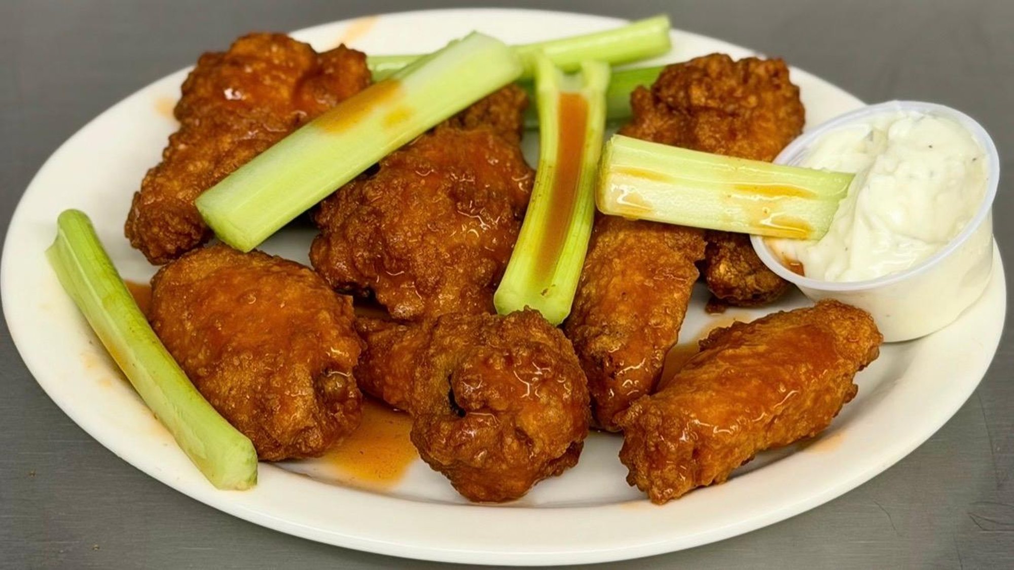 Buffalo Wings (in Buffalo Sauce)
