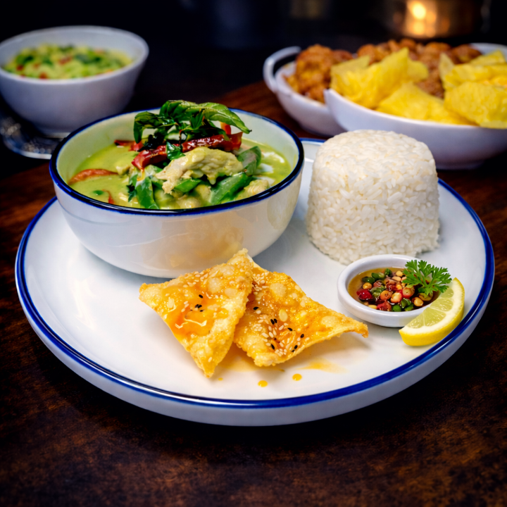 L-Green Curry + Rice 🌶️
