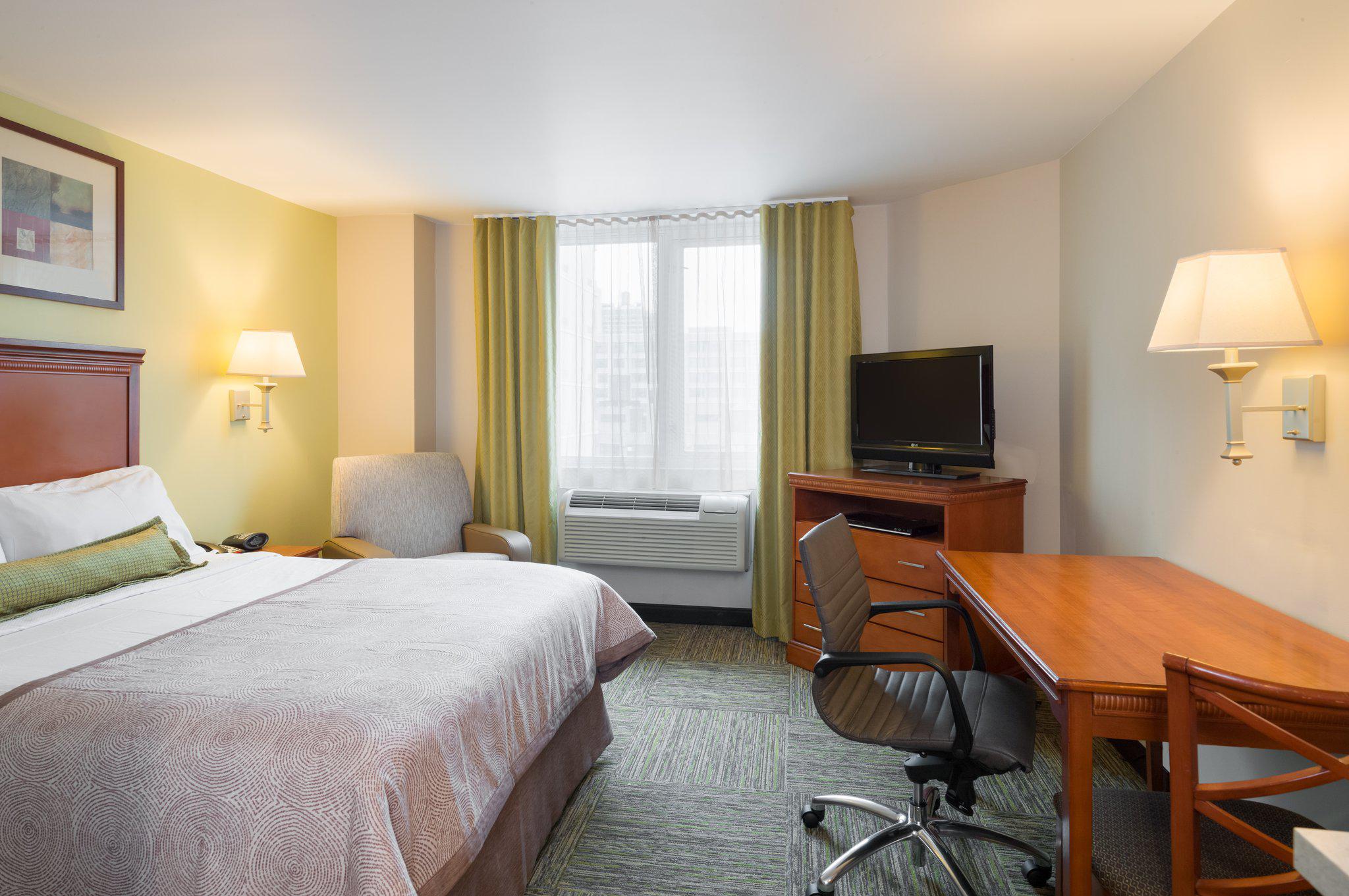 Candlewood Suites New York City- Times Square Photo