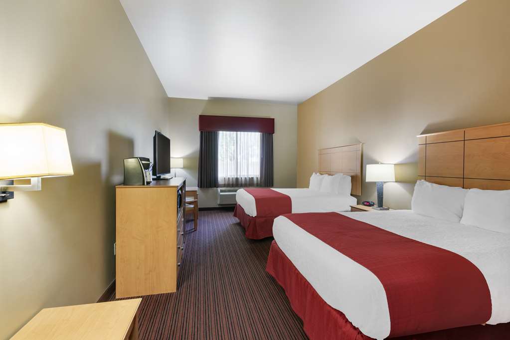 Best Western Golden Prairie Inn & Suites Image