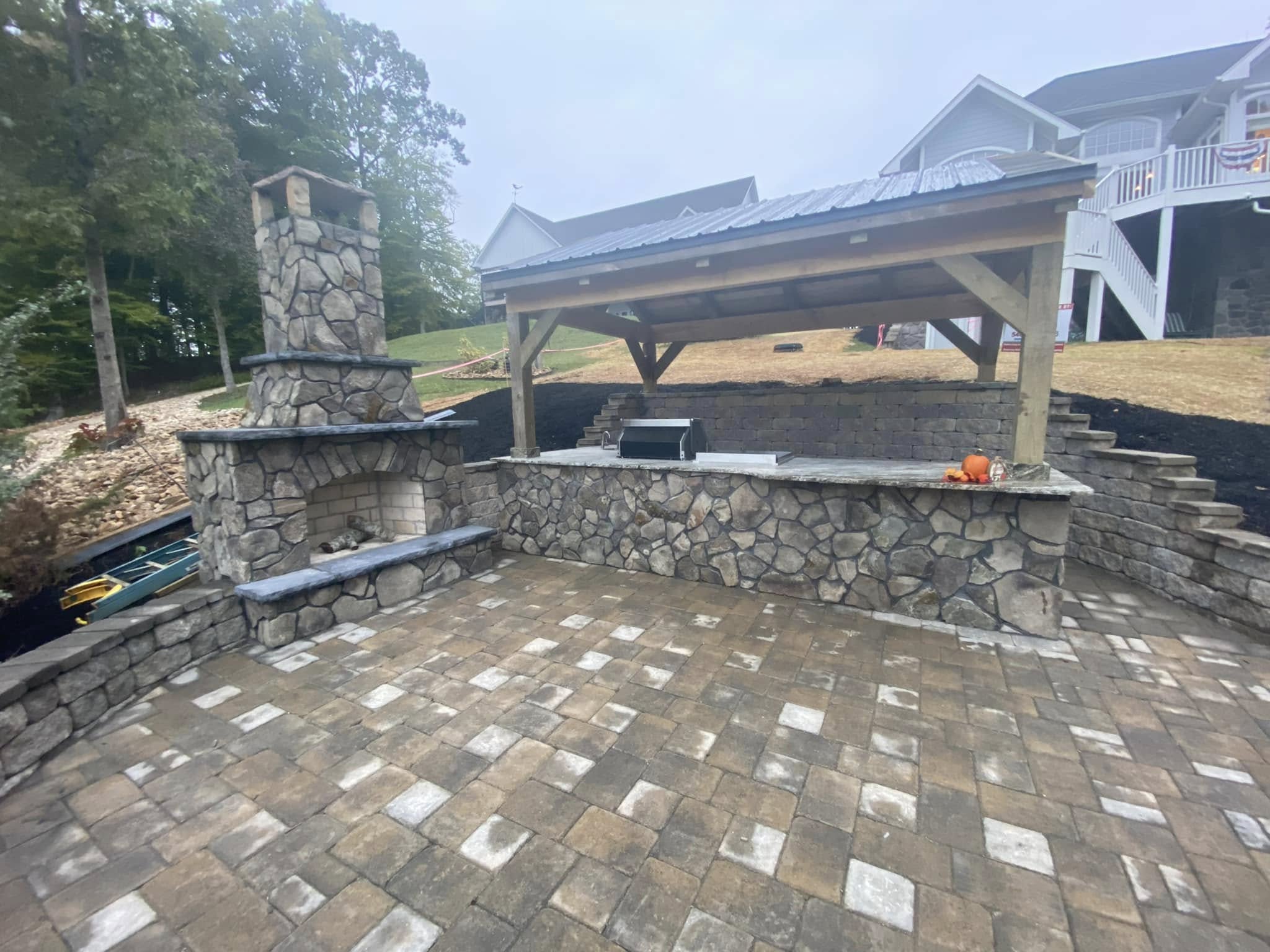 WDR Hardscapes & Land Designs Image
