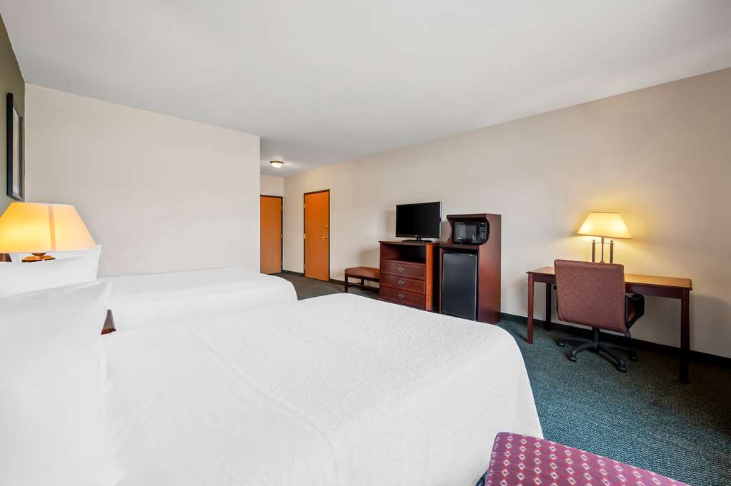 Best Western Annawan Inn Image