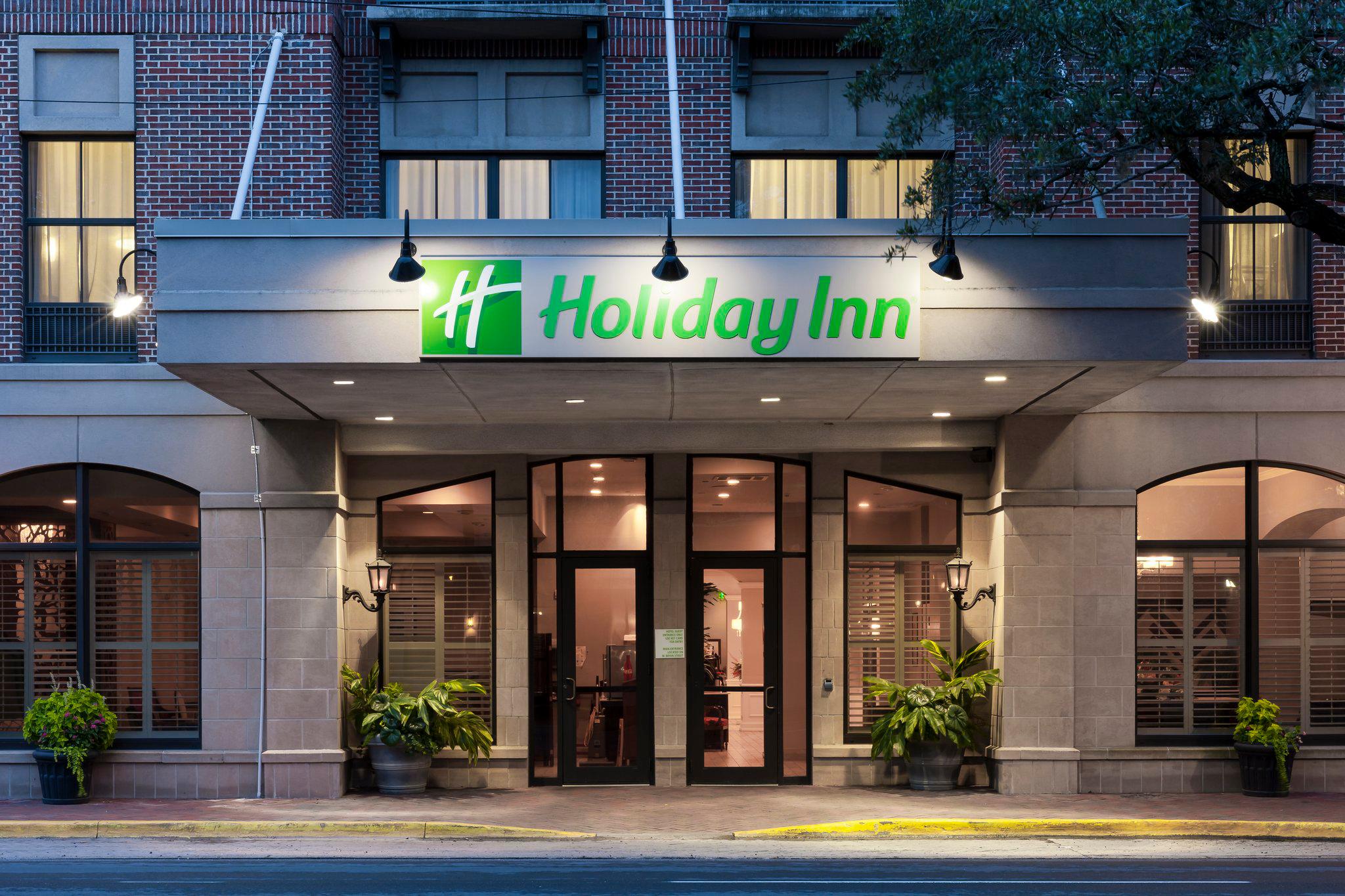 Holiday Inn Savannah Historic District Photo