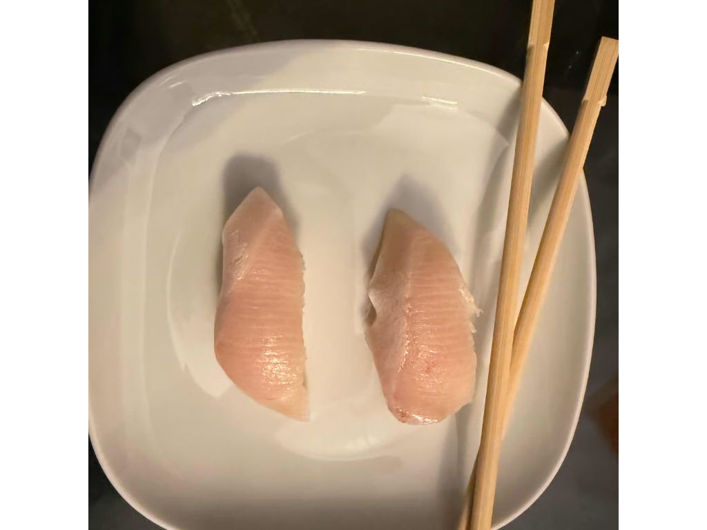 Hamachi Nigiri (Yellowtail)