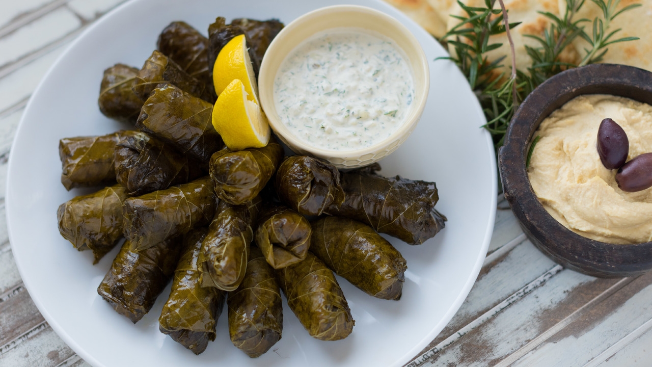 DOLMADES