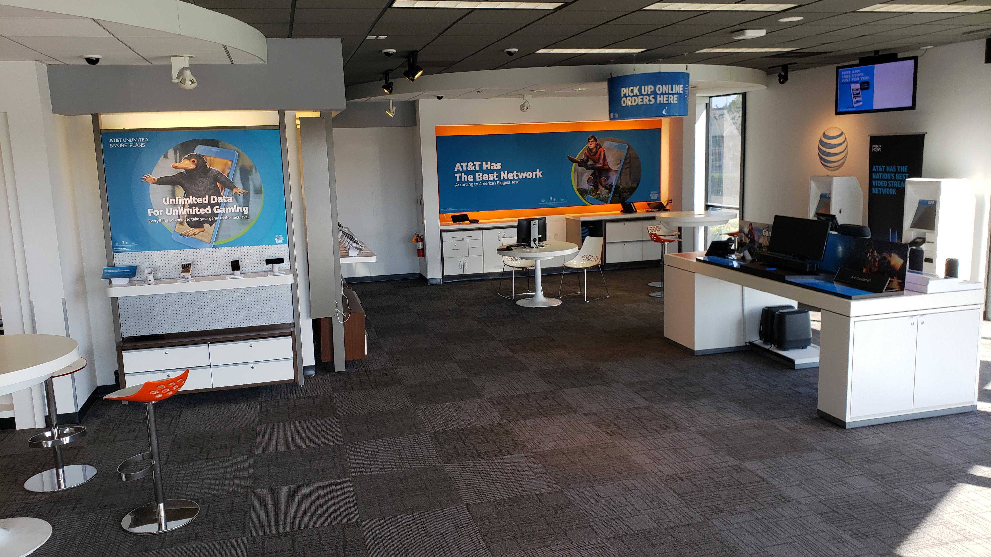 AT&T Store Photo