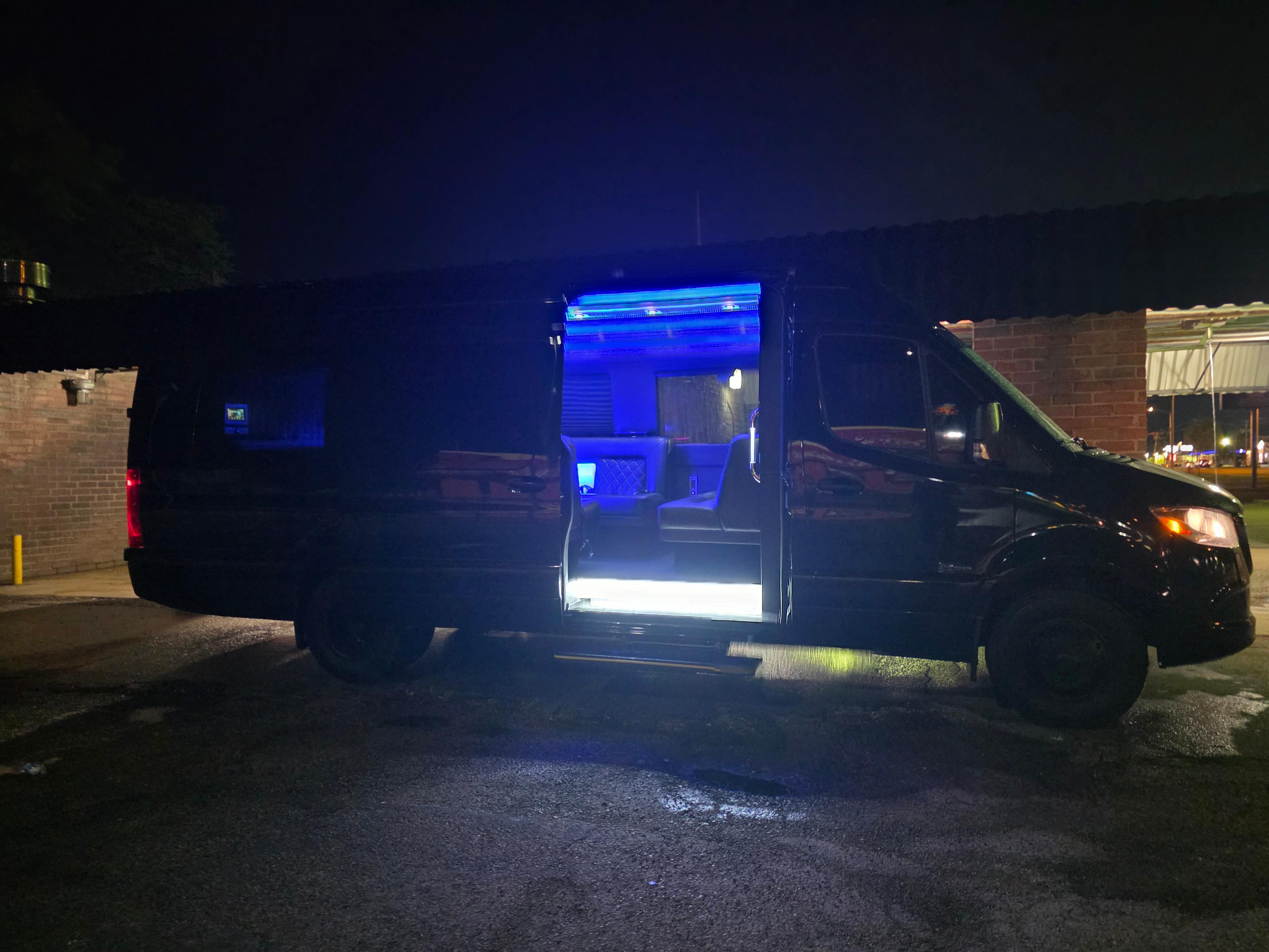 Royal Carriage Limo Image