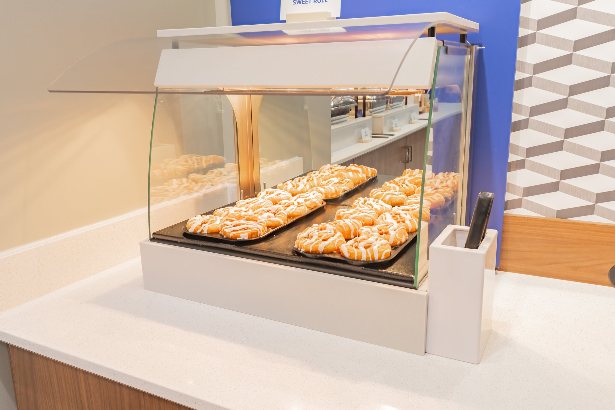 Holiday Inn Express & Suites Marion by IHG Image