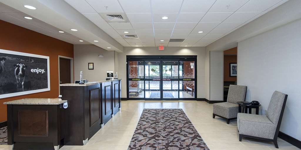 Hampton Inn & Suites Seneca-Clemson Area Image