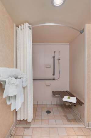 Images Embassy Suites by Hilton Omaha Downtown Old Market