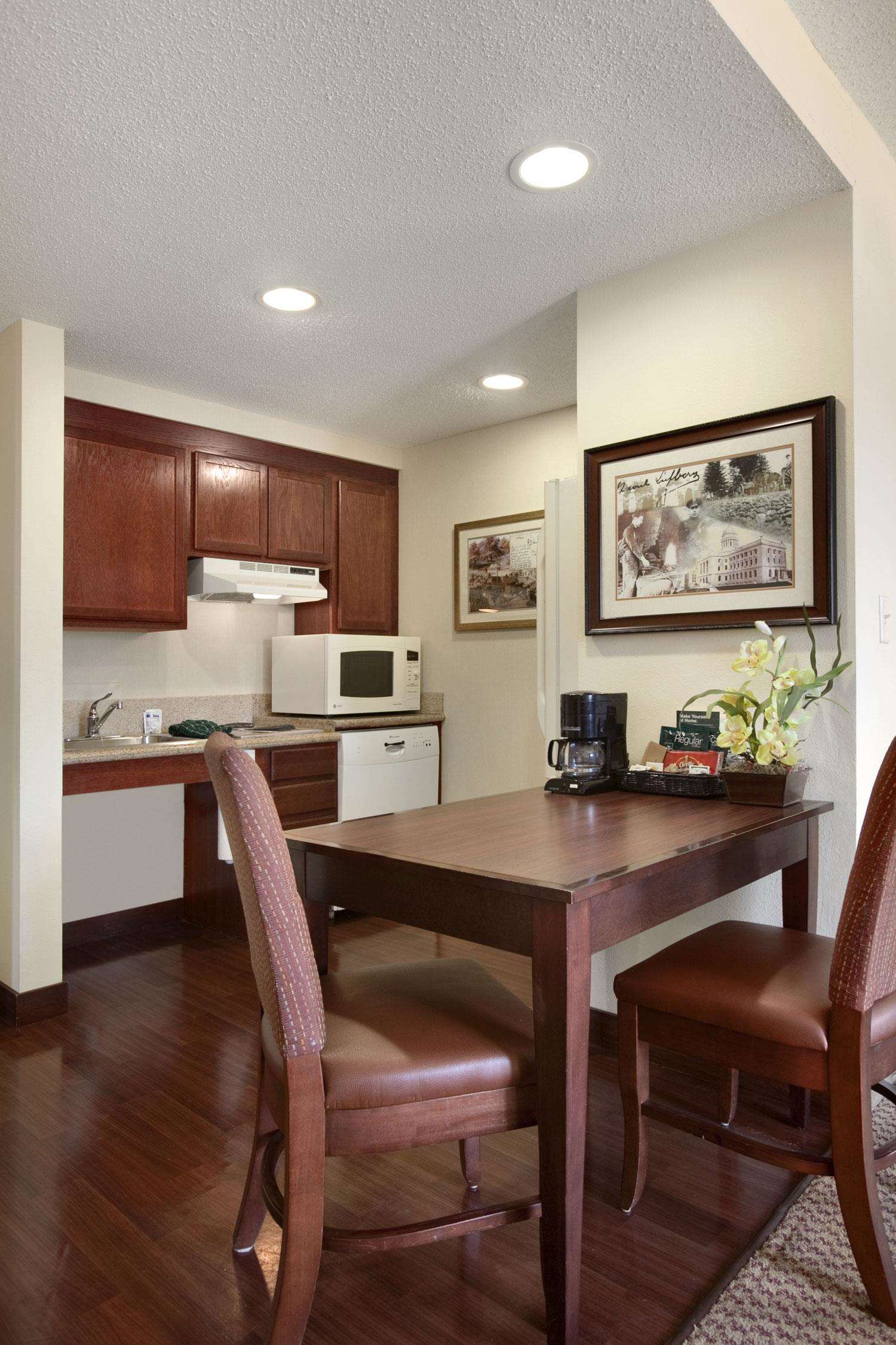 Homewood Suites by Hilton Wallingford-Meriden Photo