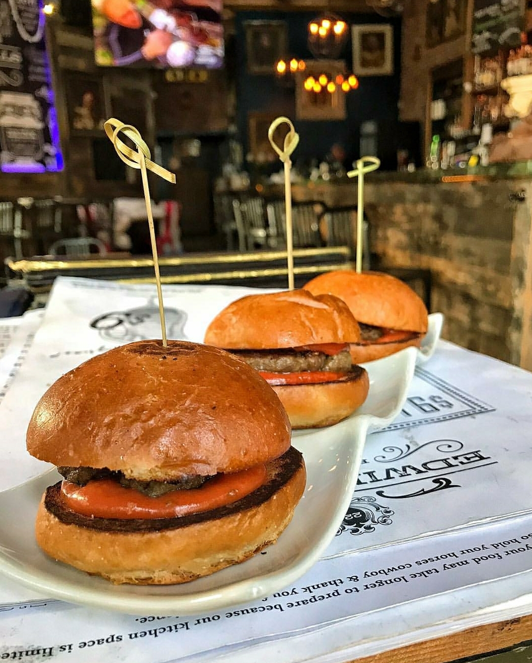 Alley Sliders
