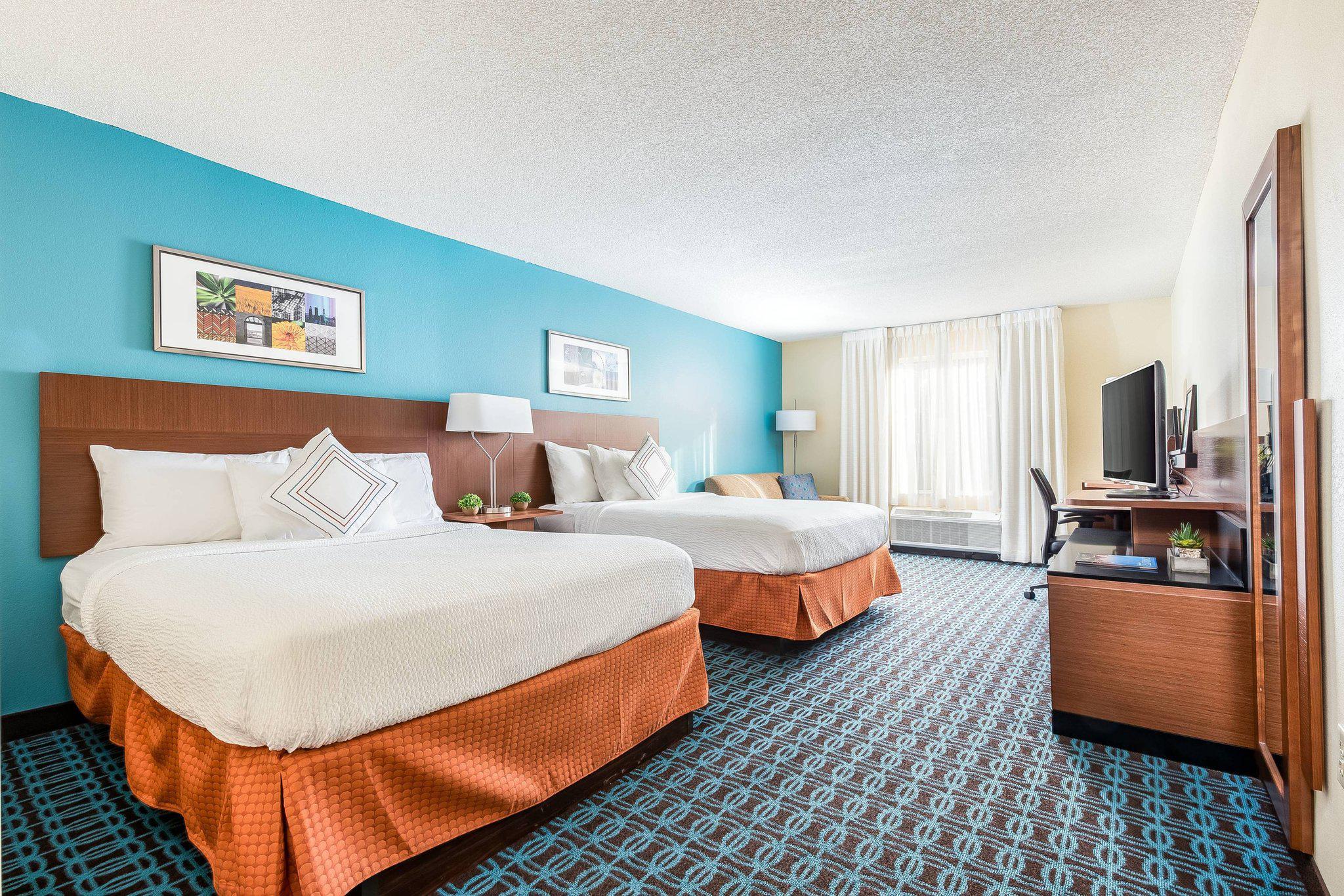 Fairfield Inn by Marriott Charlotte Northlake Photo