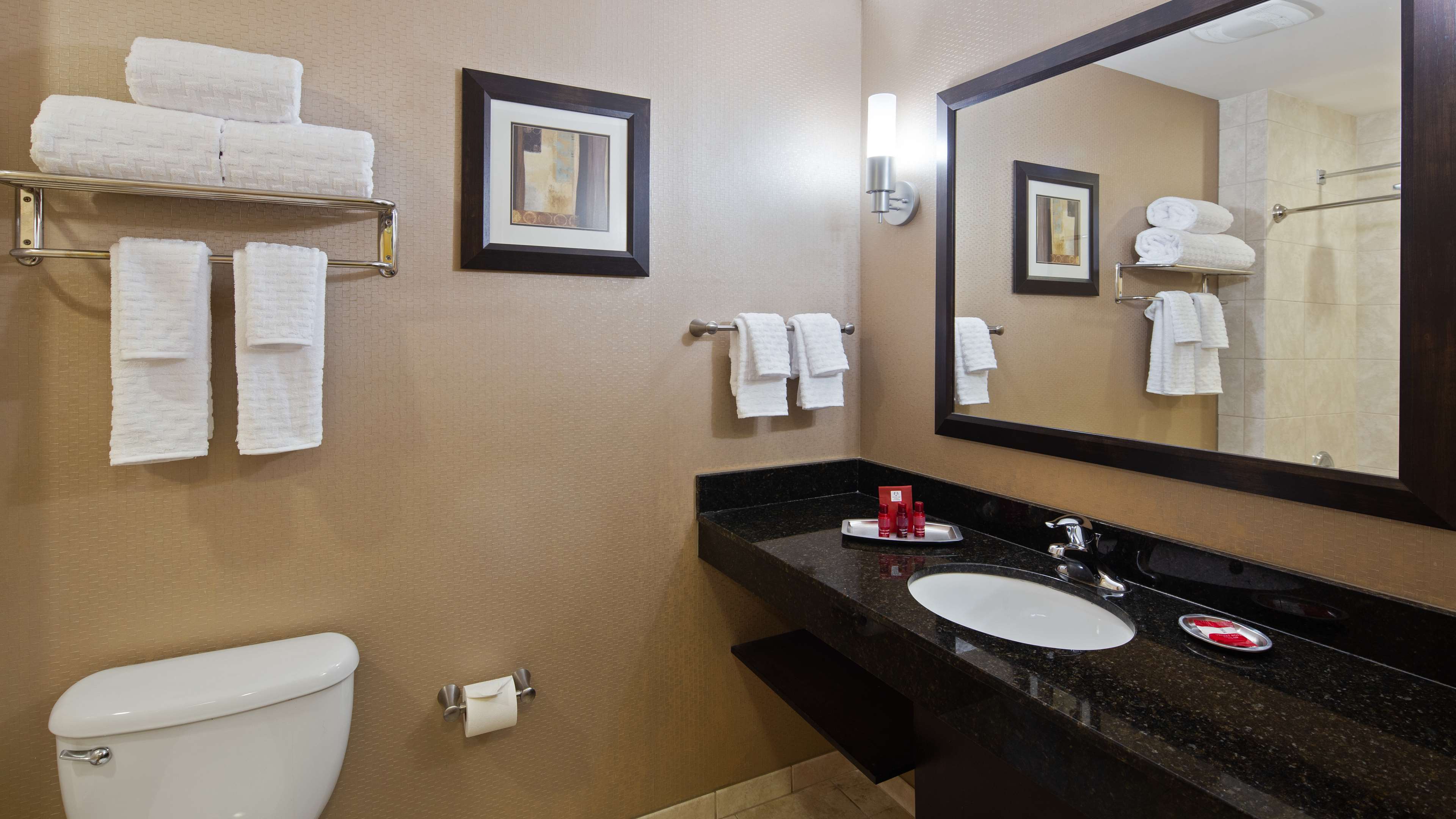 Best Western Premier Miami Intl Airport Hotel & Suites Coral Gables Photo