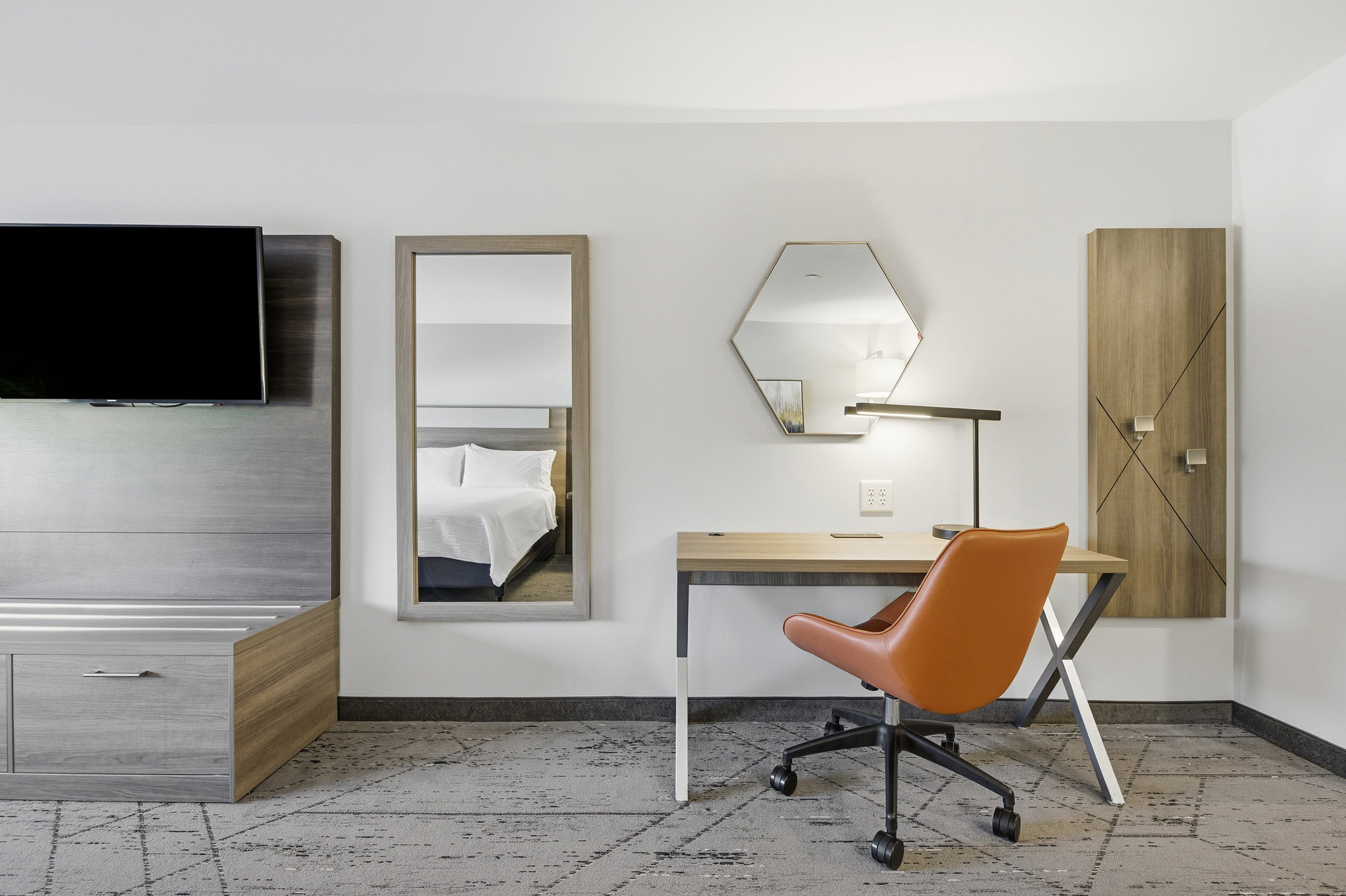 Holiday Inn Express & Suites Raleigh West - Lenovo Center by IHG Image