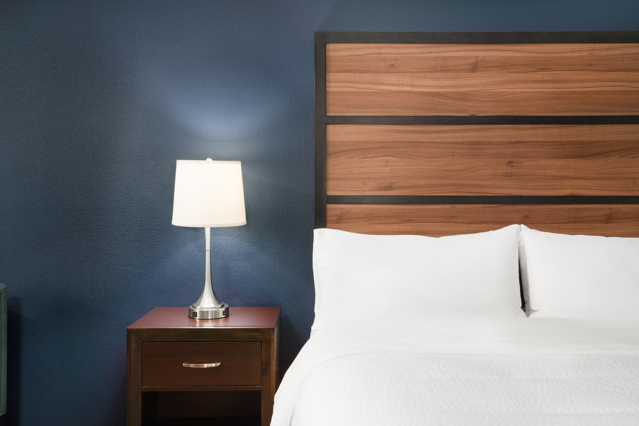 Garner Hotel Topeka West by IHG Image