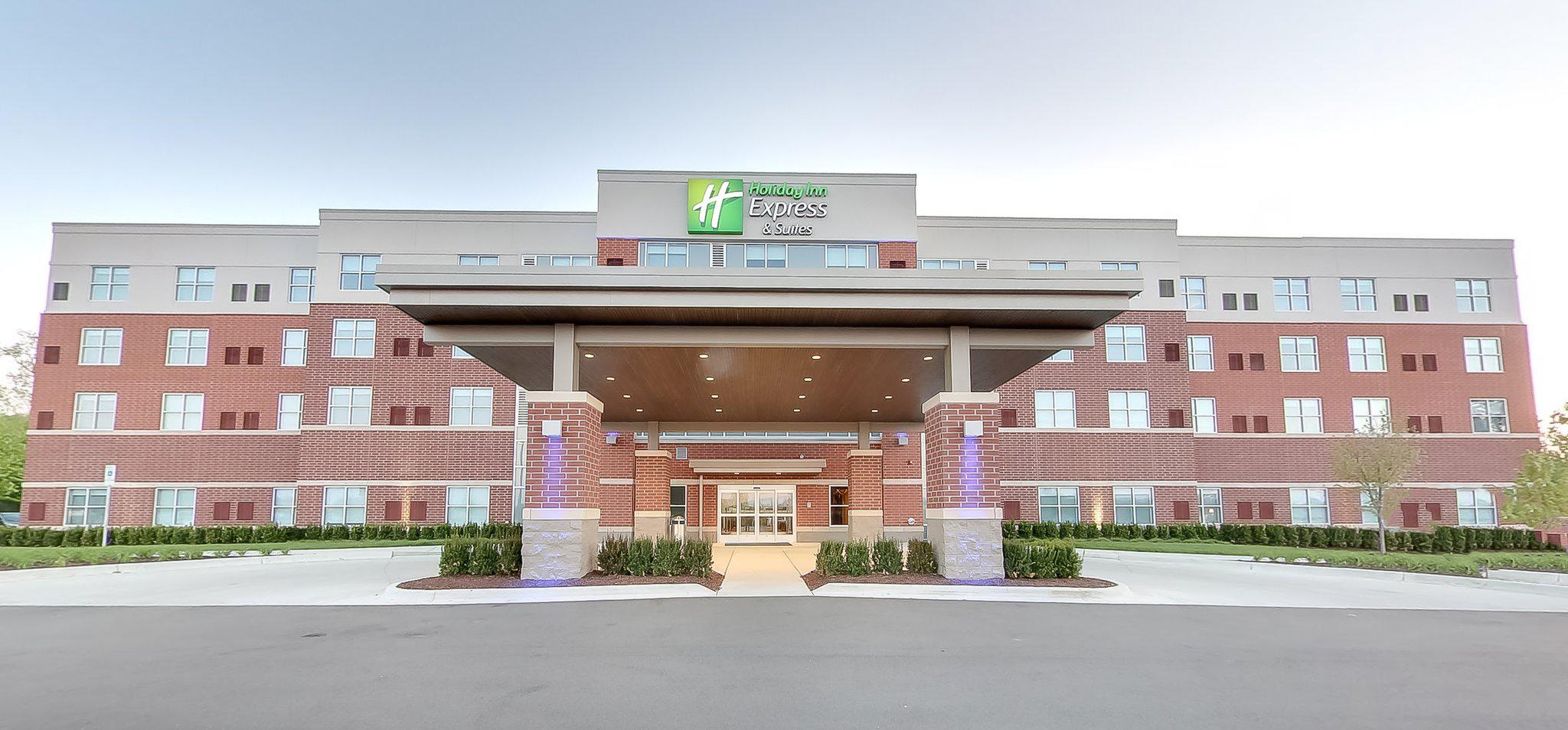 Holiday Inn Express & Suites Plymouth - Ann Arbor Area Photo