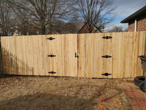 Top Rail Fence Oklahoma City Image