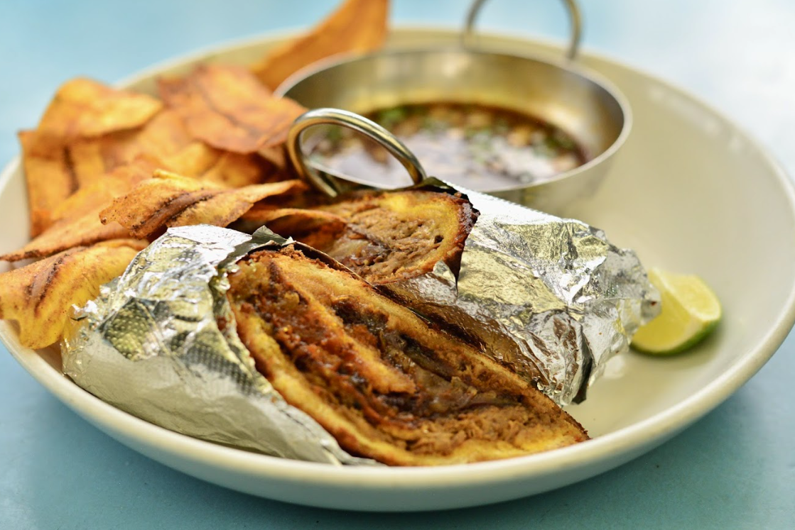 QUESA BIRRIA TORTA CON HUEVOS (BIRRIA CHEESE SANDWICH)