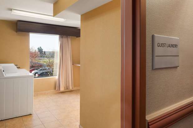 Images Hampton Inn & Suites Detroit/Sterling Heights