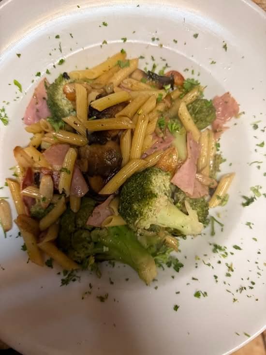 Ziti, Broccoli, Mushrooms, Ham - Dinner