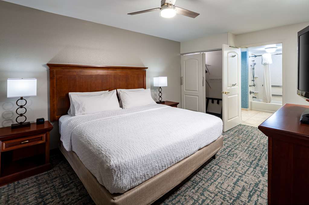 Homewood Suites by Hilton Gainesville Image