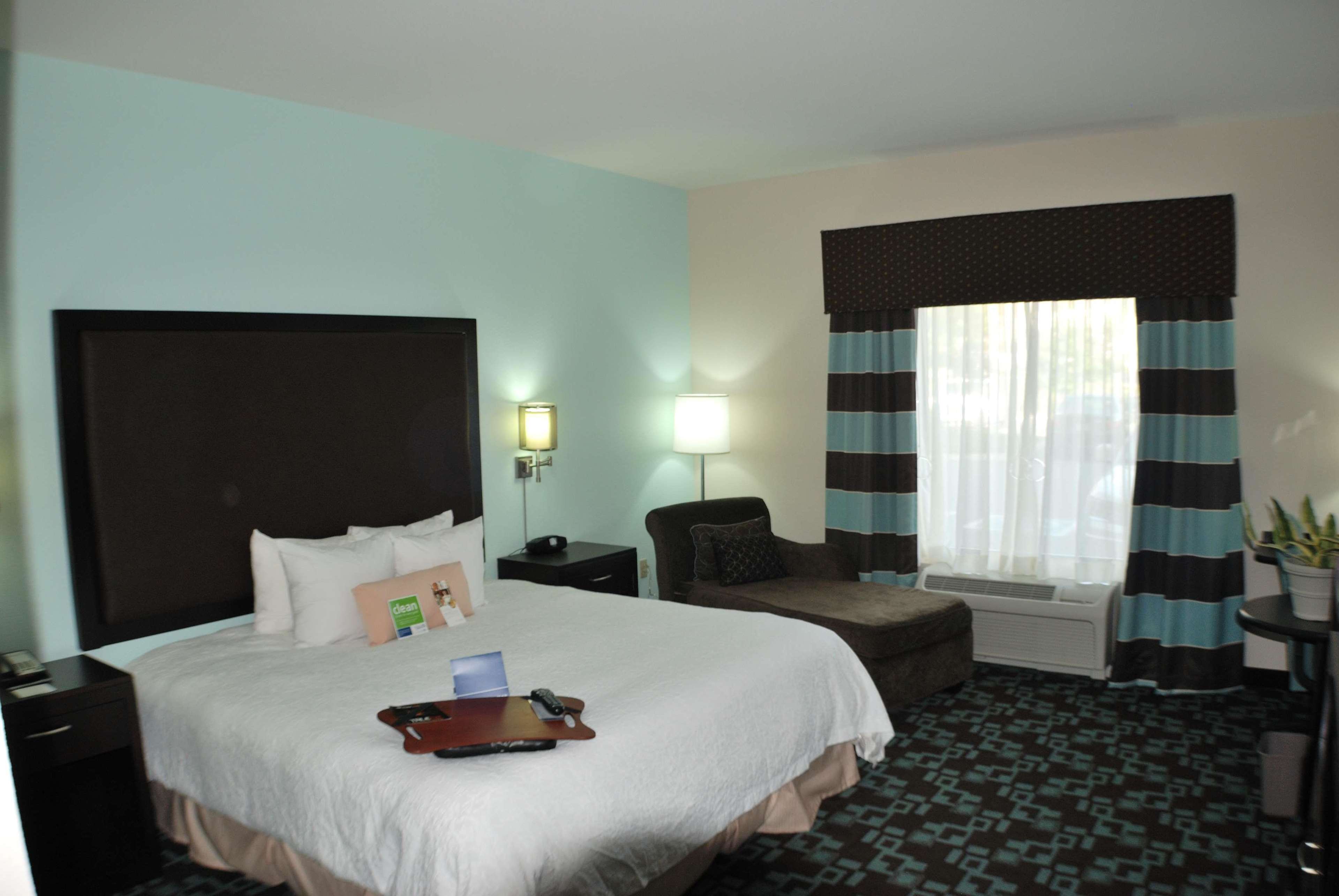 Hampton Inn & Suites Nashville @ Opryland Photo