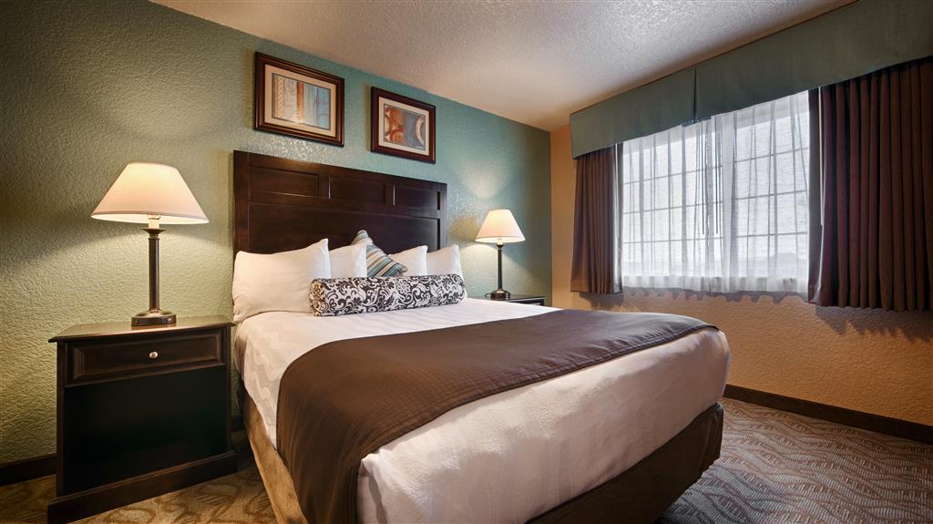 Best Western Plus Bayshore Inn Image