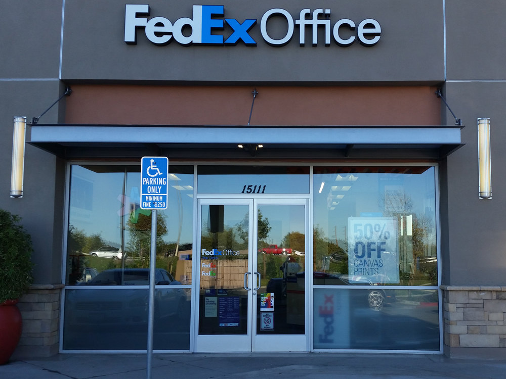 FedEx Office Print & Ship Center Photo