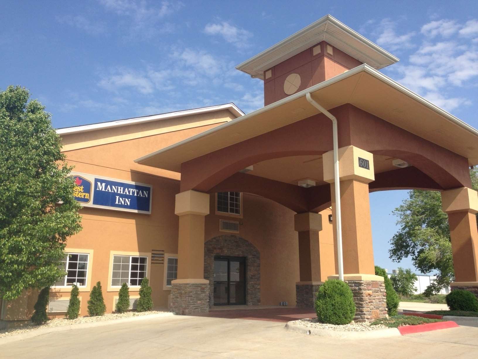 Best Western Manhattan Inn in Manhattan, KS - (785) 537-8...