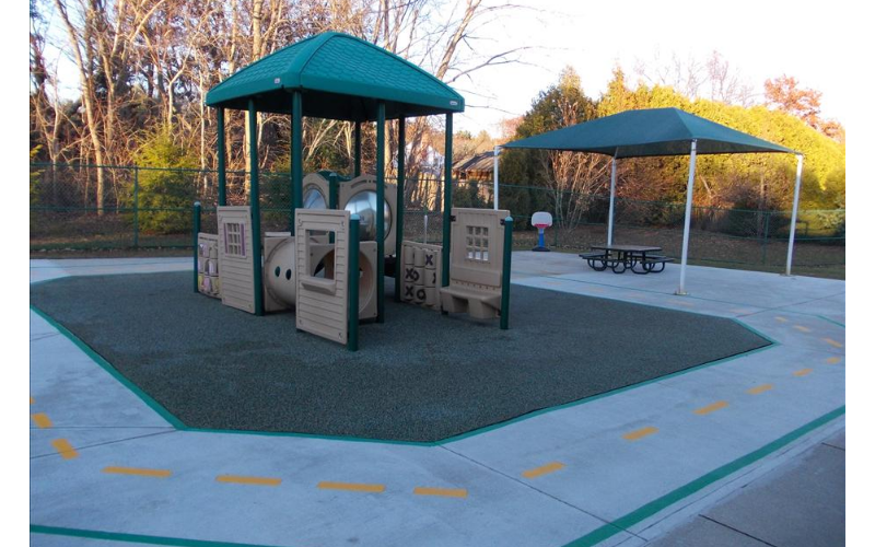 Toddler & Discovery Preschool Playground