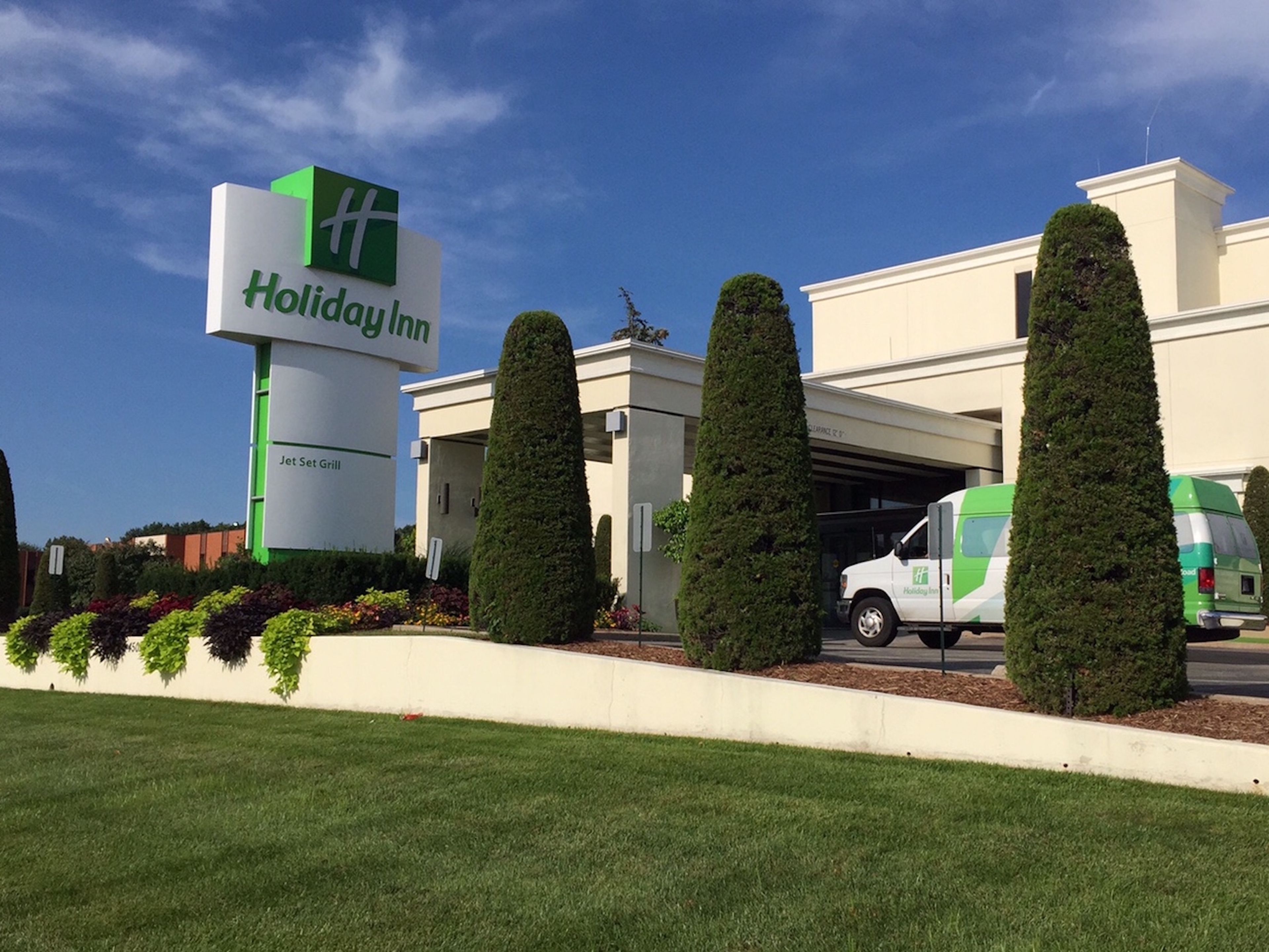 Holiday Inn St. Louis-Airport in Saint Louis, MO | Whitepages
