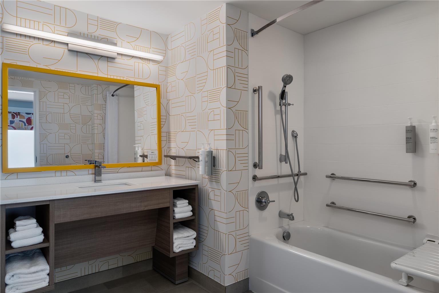 Home2 Suites by Hilton Altoona Des Moines Image